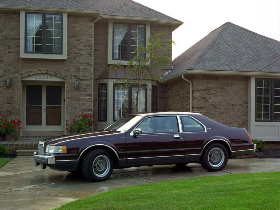  Lincoln Mark VII LSC 1984 года  (фото 4 из 9)